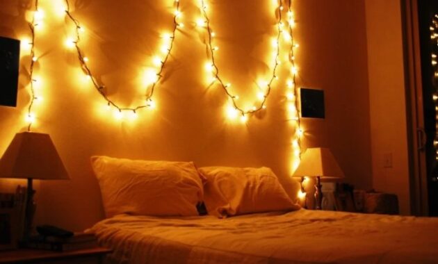 How to decorate a bedroom with christmas lights