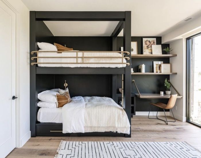 How to decorate a bedroom with bunk beds