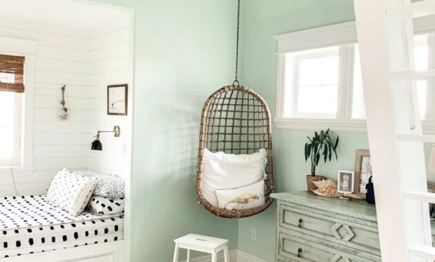 How to decorate a tween girls bedroom