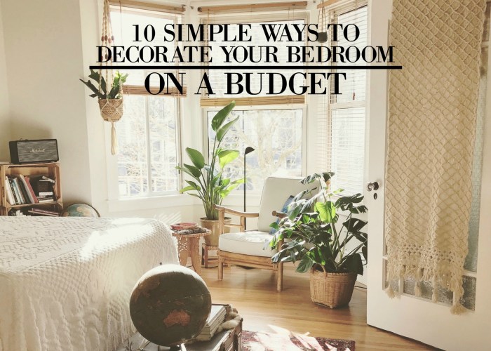 How to decorate a bedroom with low budget