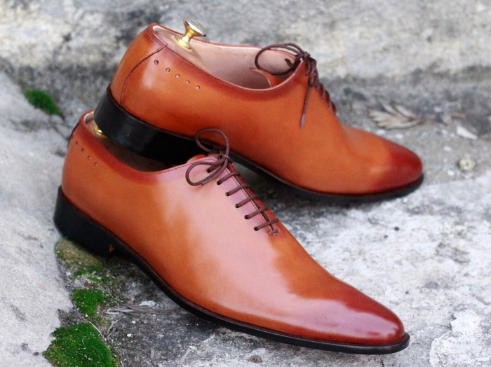 Two tone brown mens dress shoes